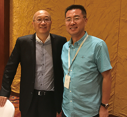 ���������³���ϯ���ز��ڳ����˻���